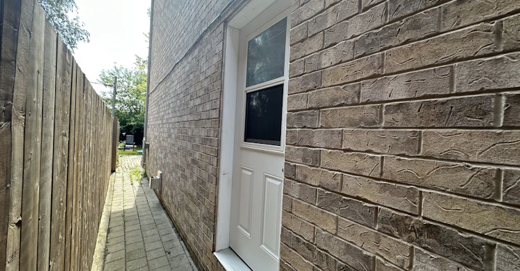 27 Lavender Road, Toronto, ON, M6N 2B6 - 16
