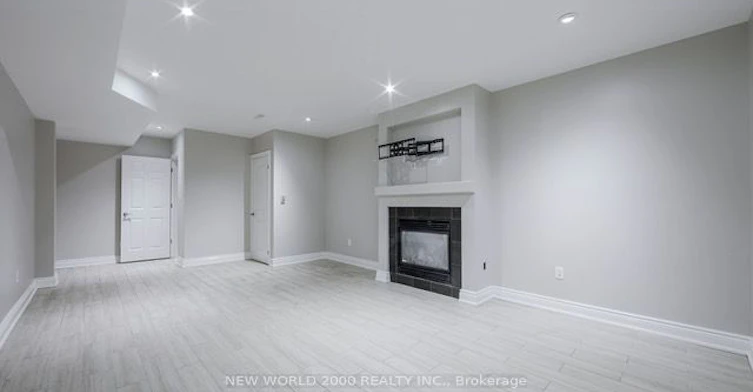 27 Lavender Road, Toronto, ON, M6N 2B6