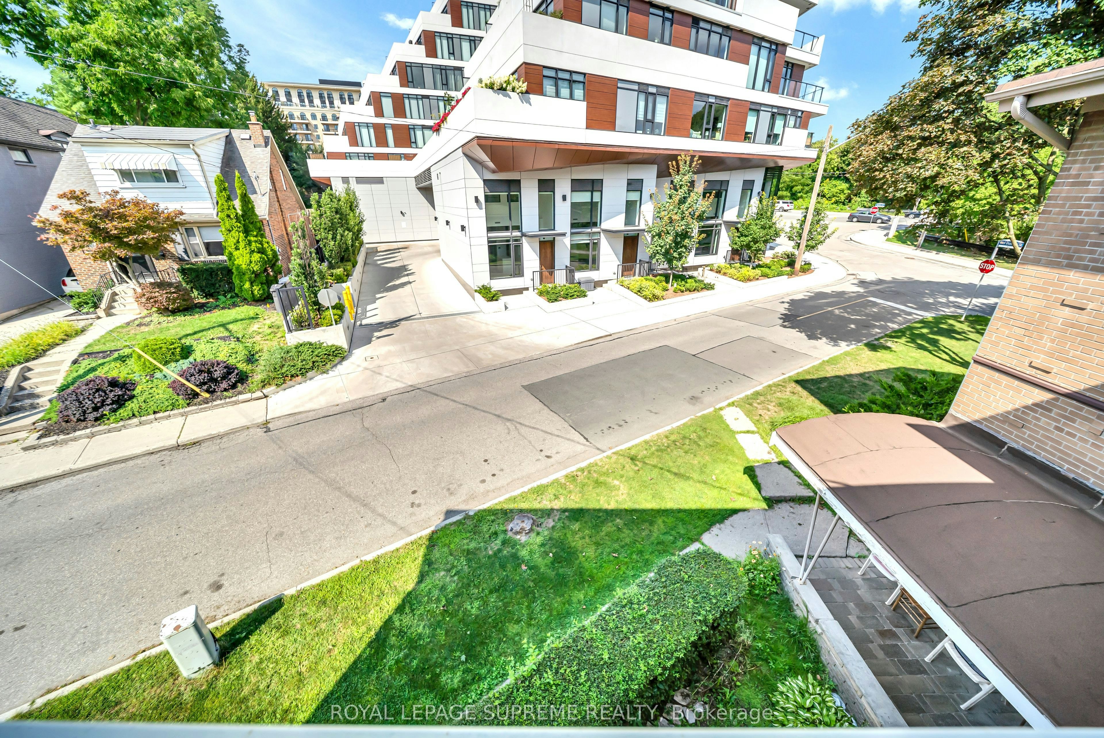 4-135 Kingsway Crescent, Toronto, ON, M8X 2S3 - 33
