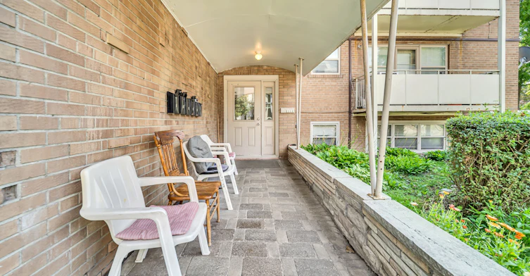 4-135 Kingsway Crescent, Toronto, ON, M8X 2S3 - 6