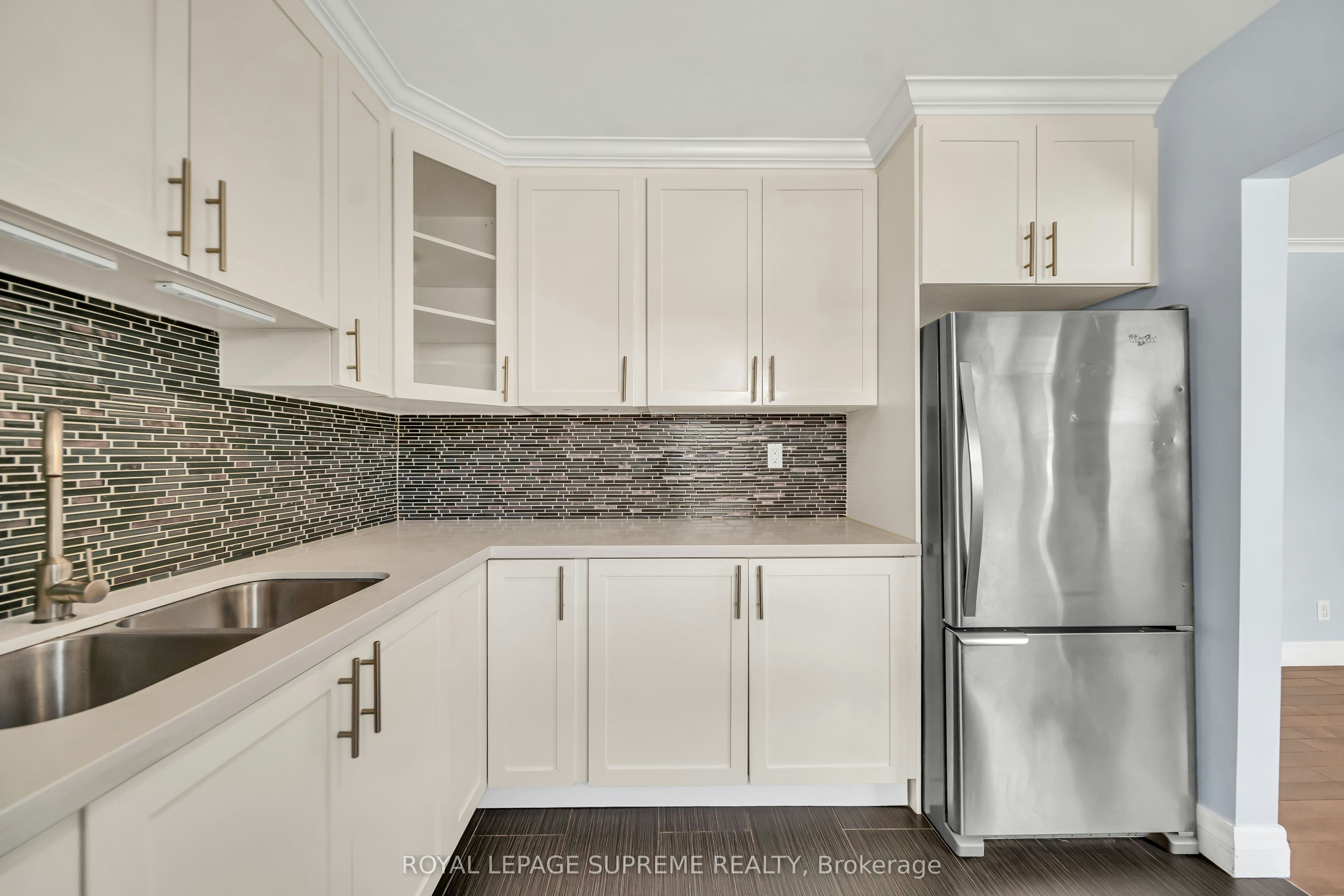 4-135 Kingsway Crescent, Toronto, ON, M8X 2S3 - 26