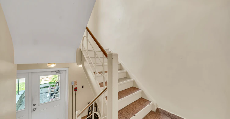 4-135 Kingsway Crescent, Toronto, ON, M8X 2S3 - 8