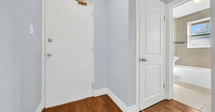4-135 Kingsway Crescent, Toronto, ON, M8X 2S3 - 13