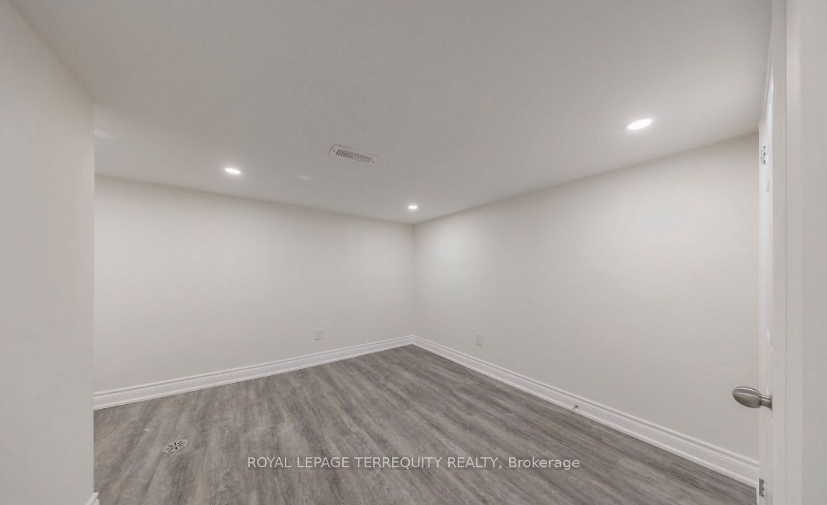 Bsmt-185 Laughton Avenue, Toronto, ON, M6N 2X6 - 5