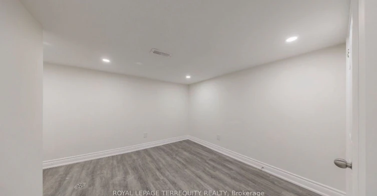 Bsmt-185 Laughton Avenue, Toronto, ON, M6N 2X6 - 5