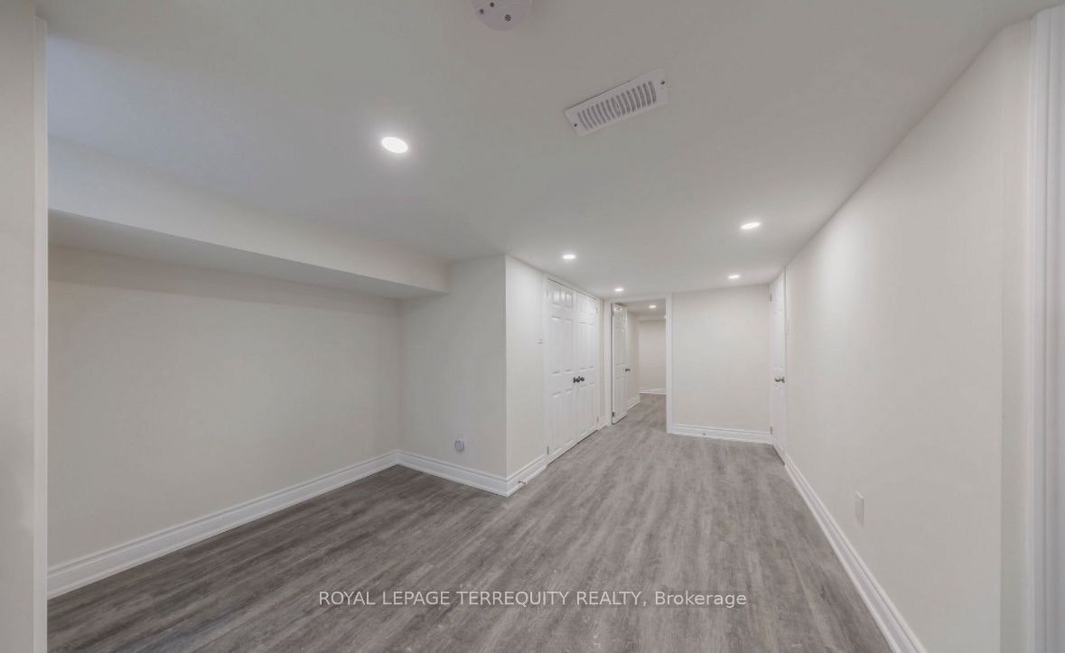 Bsmt-185 Laughton Avenue, Toronto, ON, M6N 2X6 - 3