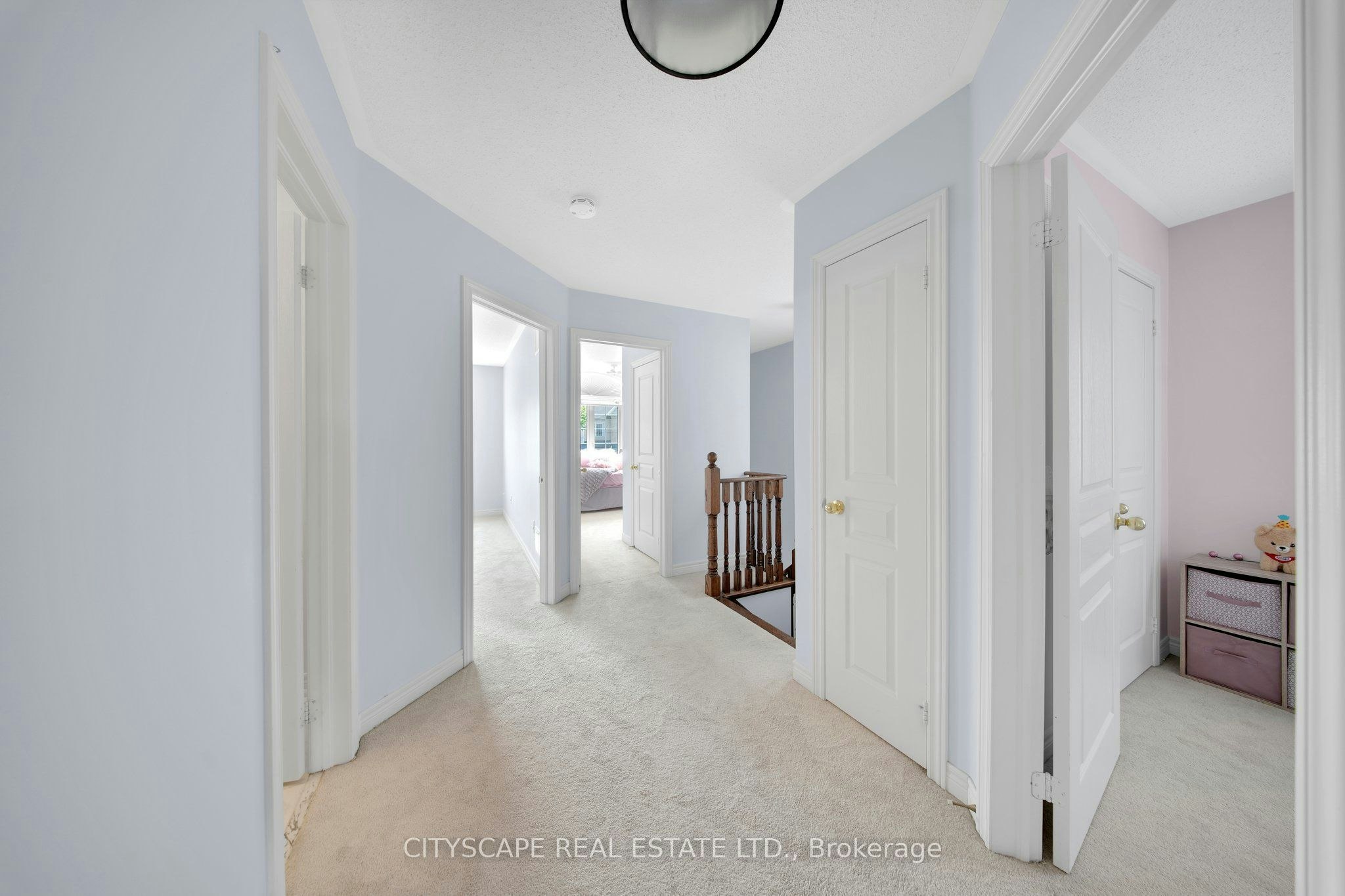 5517 Meadowcrest Avenue, Mississauga, ON, L5M 0N1 - 17