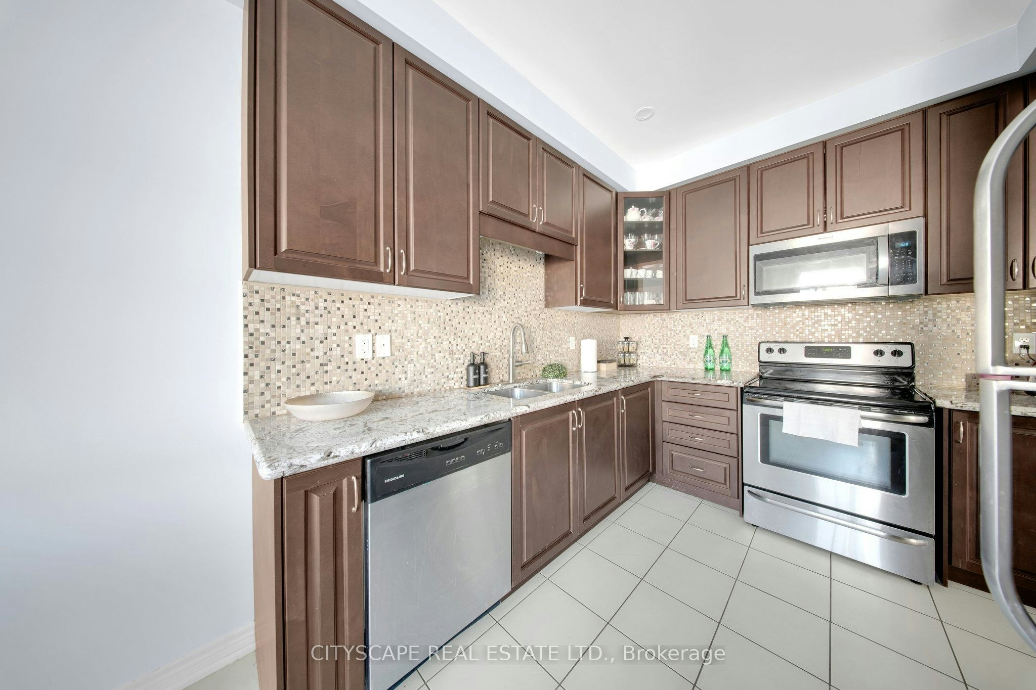 5517 Meadowcrest Avenue, Mississauga, ON, L5M 0N1 - 15