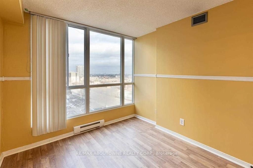 706-145 Hillcrest Avenue, Mississauga, ON, L5B 3Z1 - 12