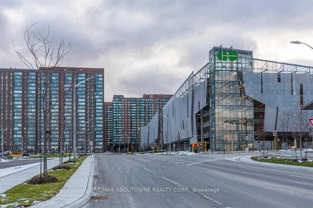 706-145 Hillcrest Avenue, Mississauga, ON, L5B 3Z1 - 3