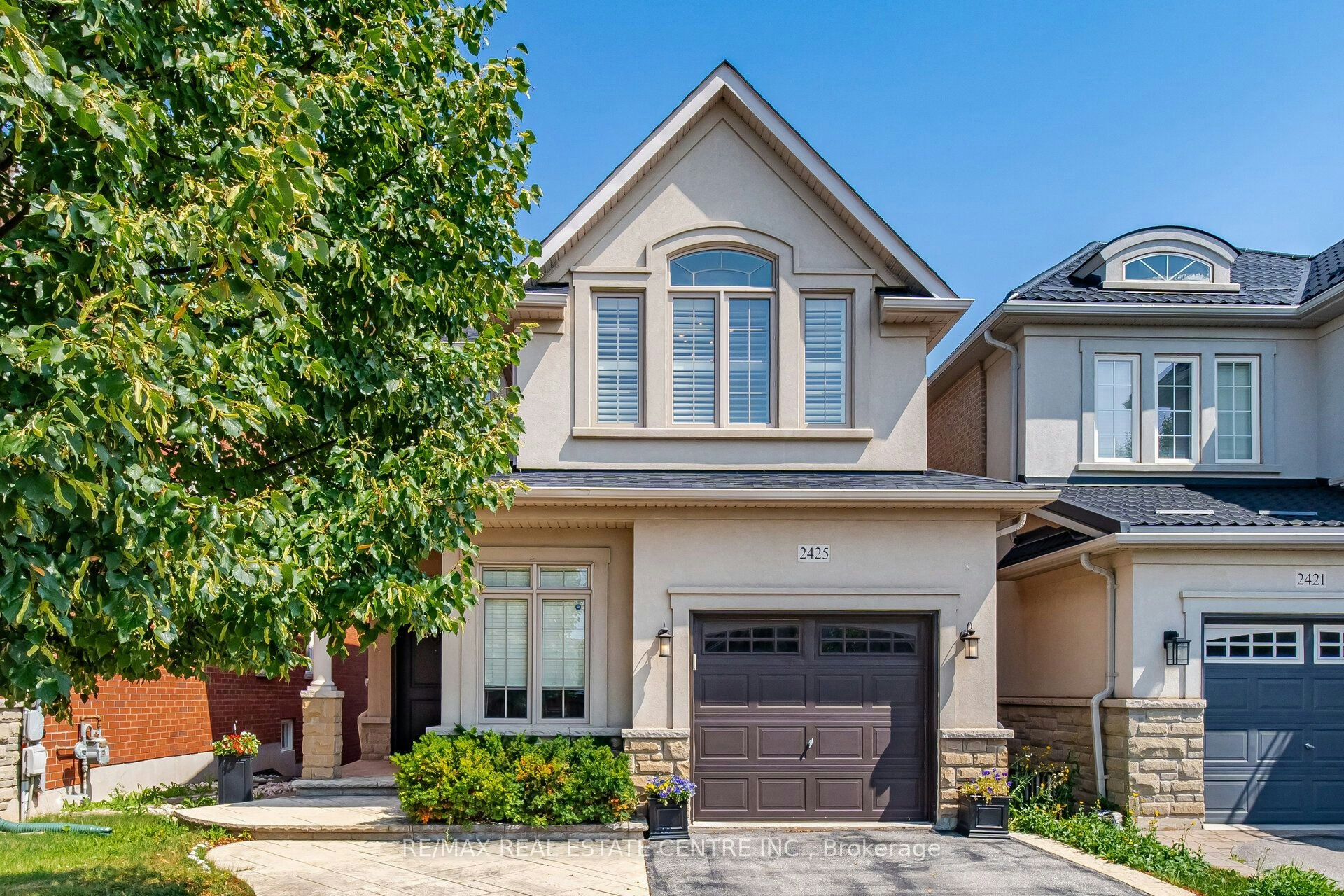 2425 Quetico Crescent, Oakville, ON, L6M 0R4