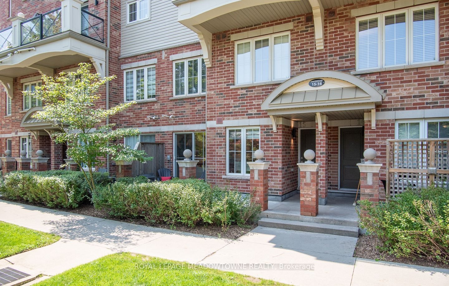 15-2563 Sixth Line, Oakville, ON, L6H 0H7