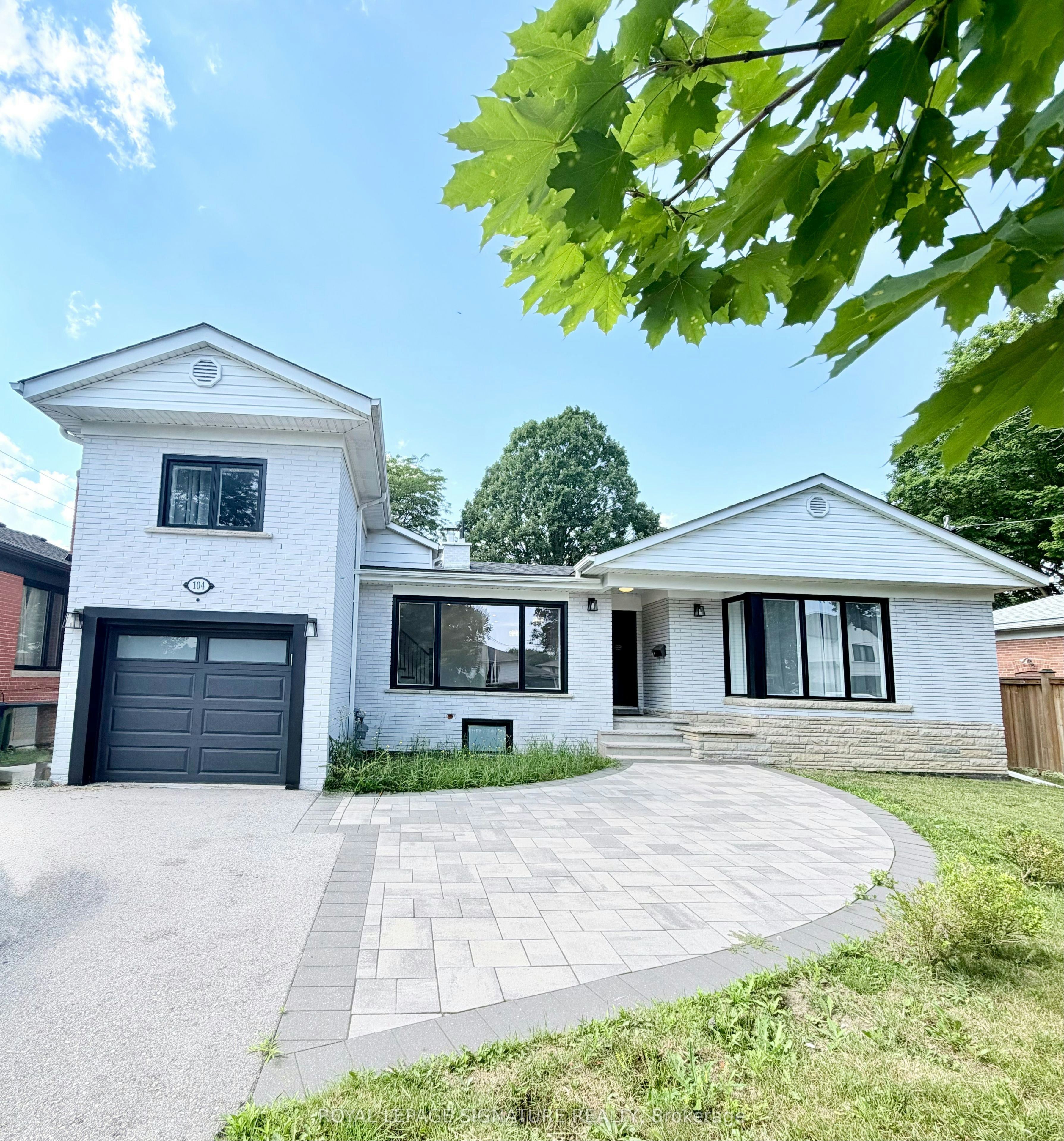 104 Great Oak Drive, Toronto, ON, M9A 1N5