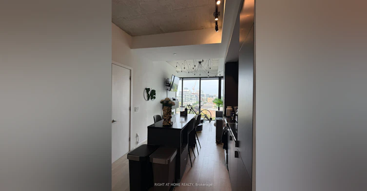 817-7 Smith Crescent, Toronto, ON, M8Z 0G3 - 12