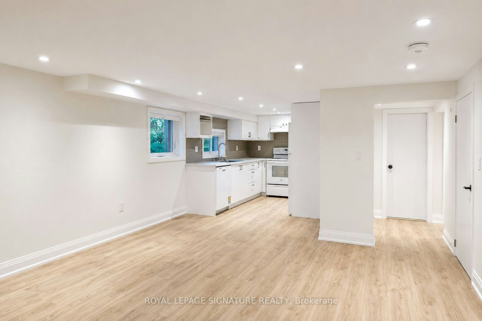 Basement Unit 2-64 Twenty Third Street, Toronto, ON, M8V 3N1 - 5