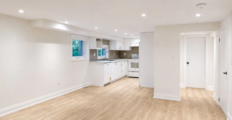 Basement Unit 2-64 Twenty Third Street, Toronto, ON, M8V 3N1 - 5