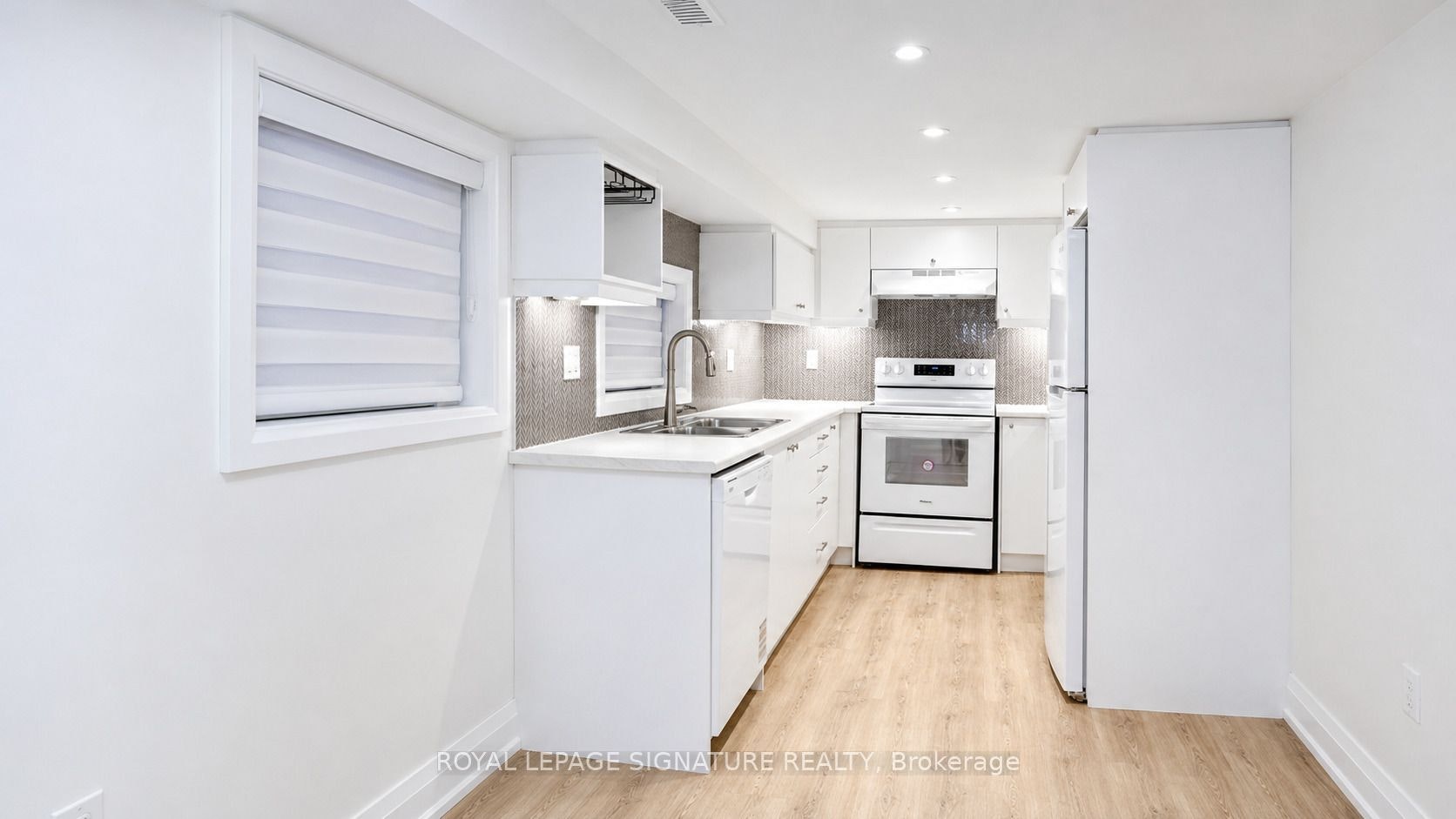 Basement Unit 2-64 Twenty Third Street, Toronto, ON, M8V 3N1 - 7