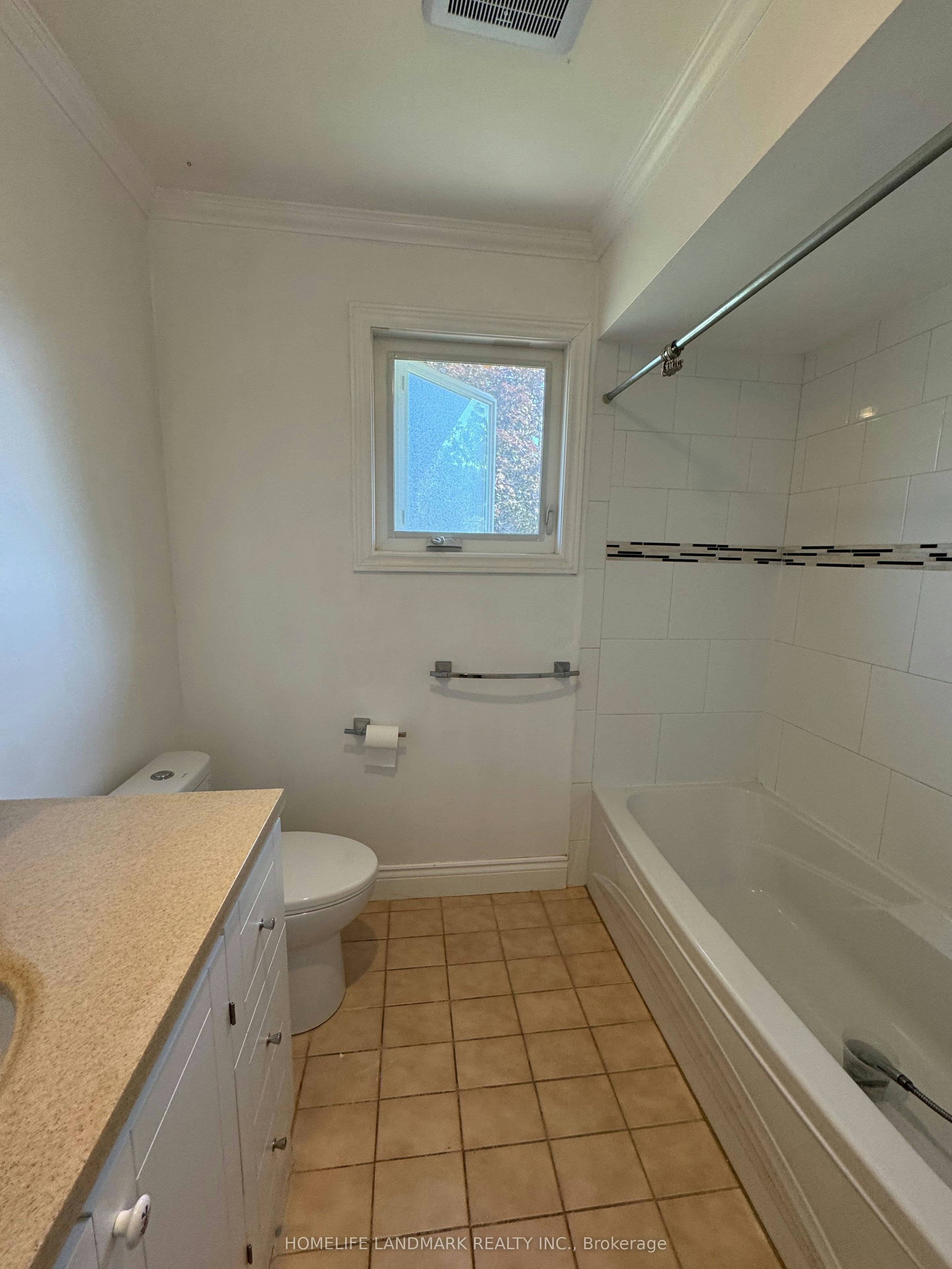 279 River Oaks Boulevard W, Oakville, ON, L6H 3V2 - 5