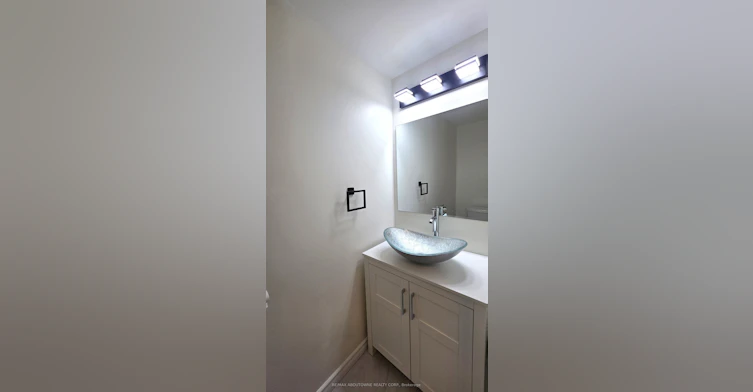 1329 Montclair Drive, Oakville, ON, L6H 1Z3 - 8