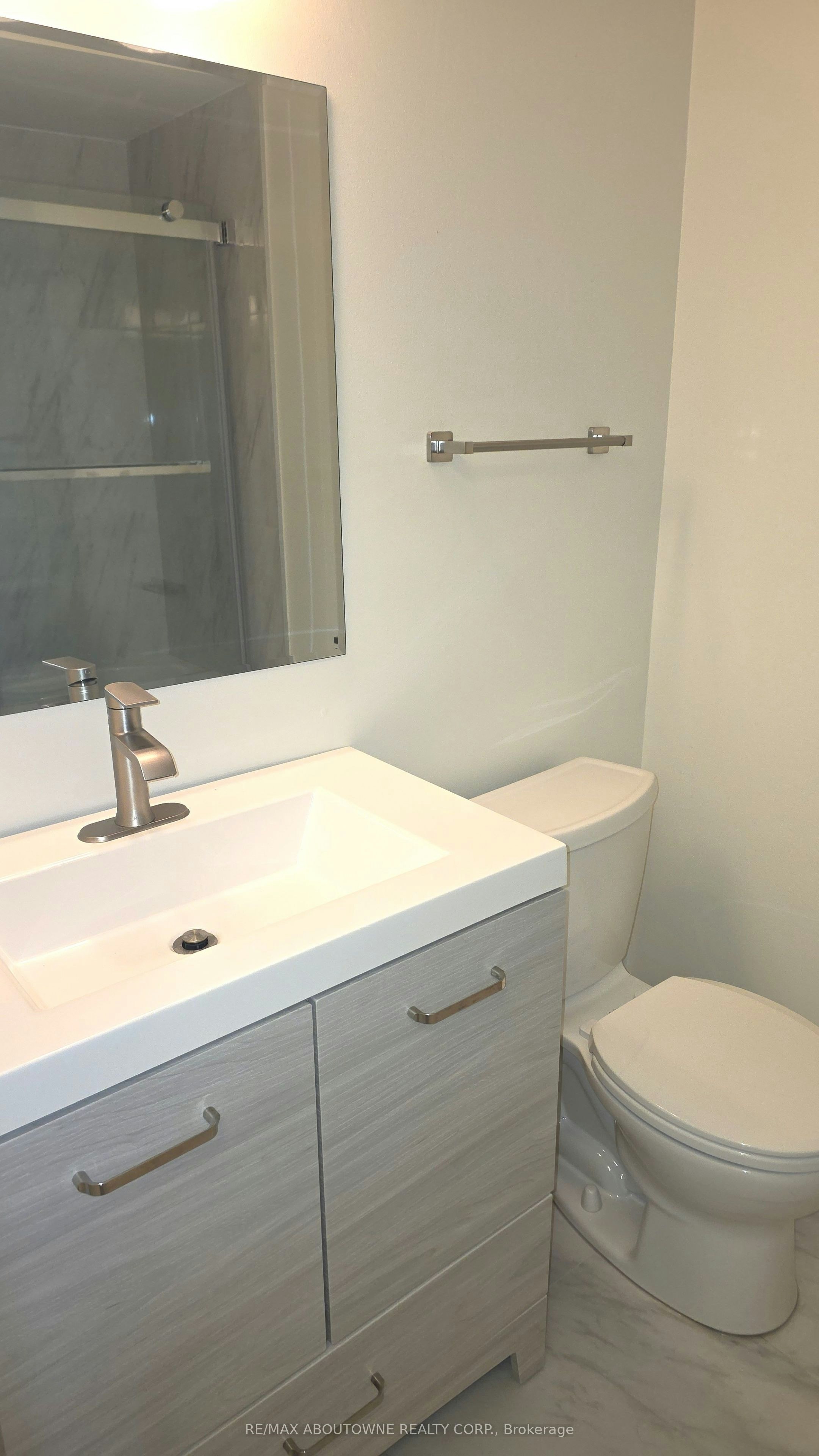 1329 Montclair Drive, Oakville, ON, L6H 1Z3 - 14