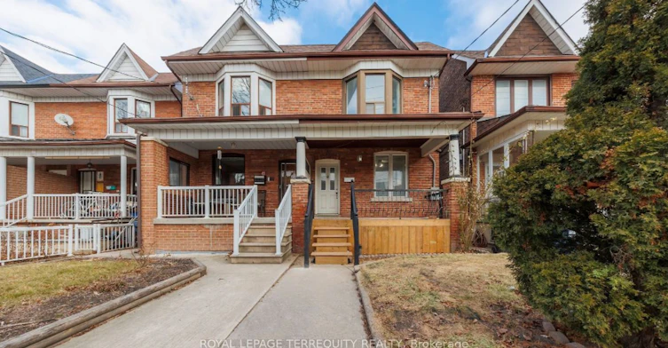 Upper-185 Laughton Avenue, Toronto, ON, M6N 2X6