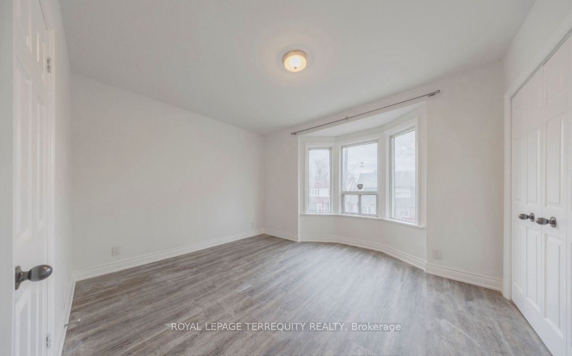 Upper-185 Laughton Avenue, Toronto, ON, M6N 2X6 - 5