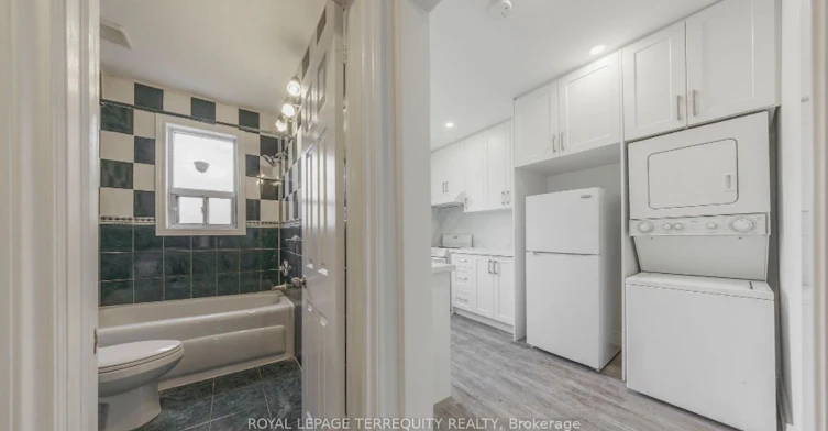 Upper-185 Laughton Avenue, Toronto, ON, M6N 2X6 - 4