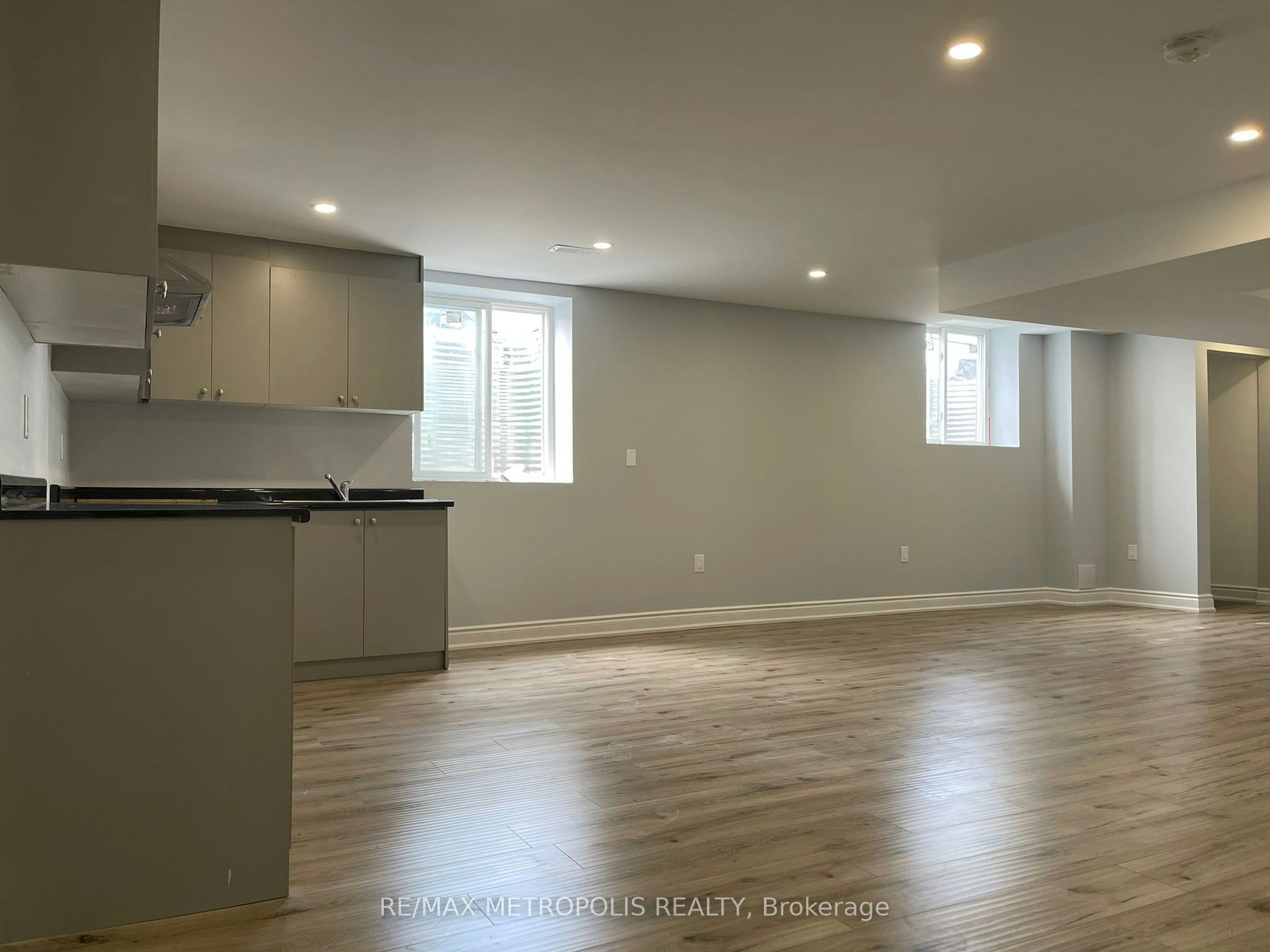 Bsmt-2 Summitgreen Crescent, Brampton, ON, L6R 0T3 - 8