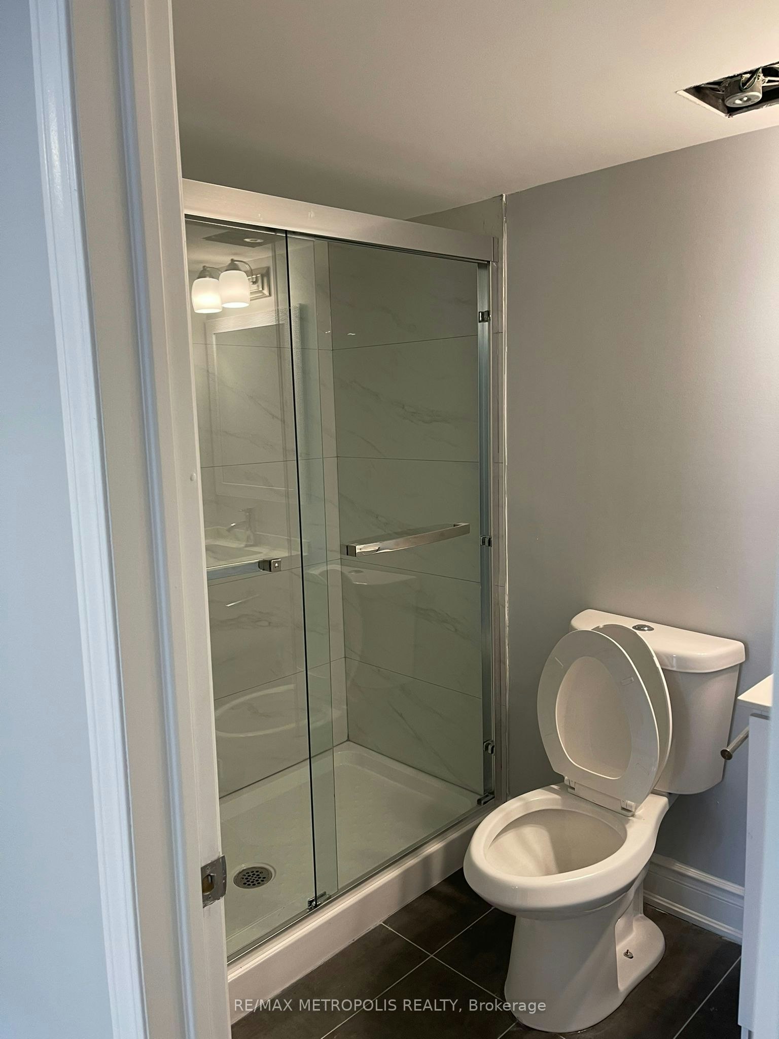 Bsmt-2 Summitgreen Crescent, Brampton, ON, L6R 0T3 - 6
