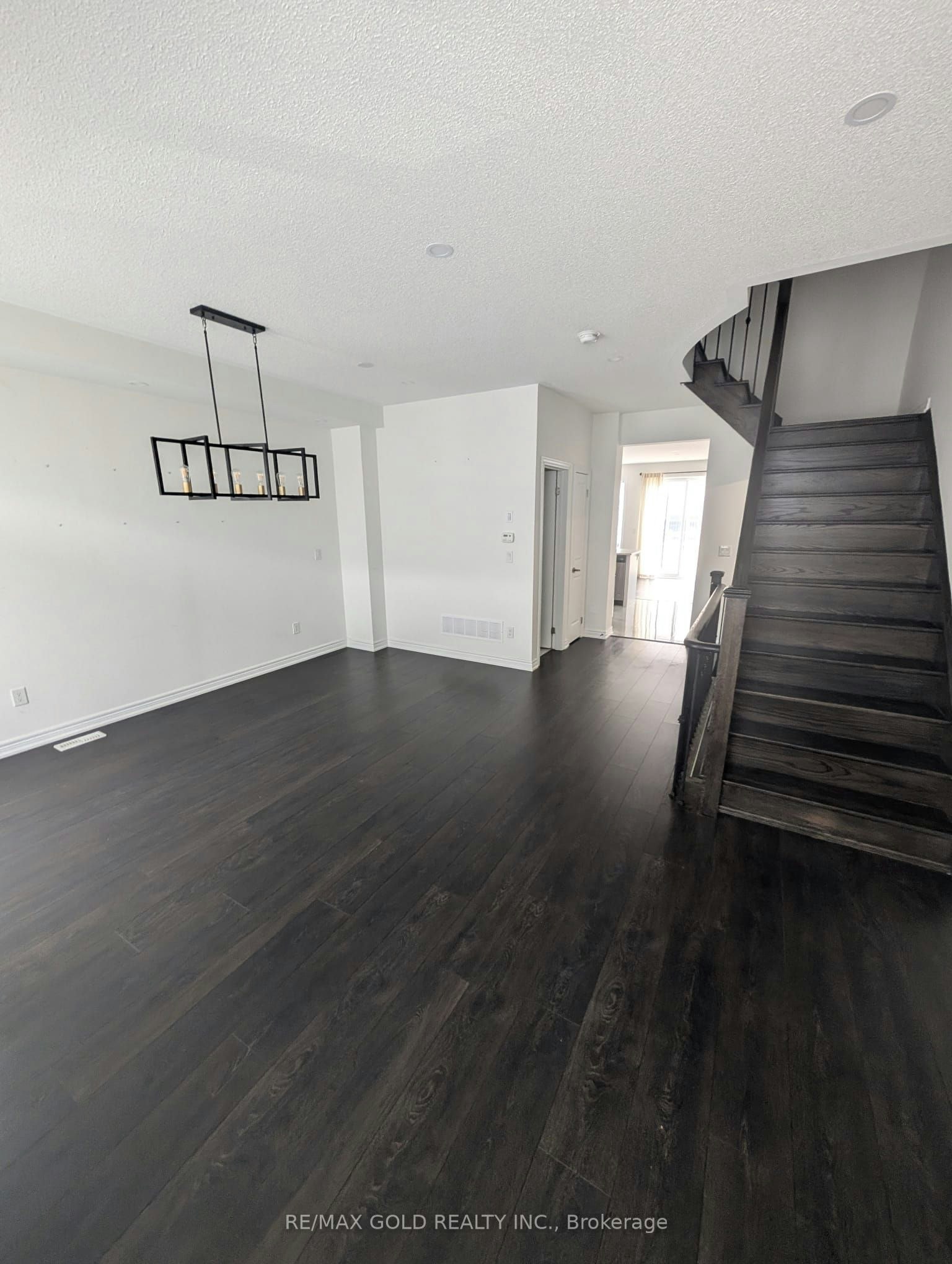 22 Faye Street, Brampton, ON, L6P 4M9 - 14