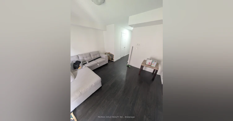 22 Faye Street, Brampton, ON, L6P 4M9 - 5