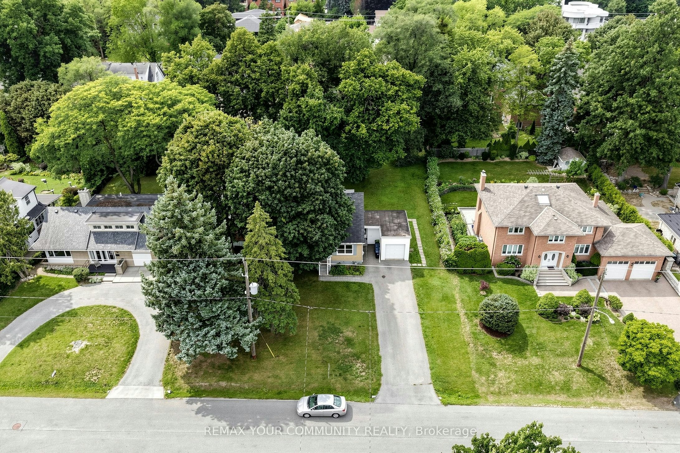 22 Havenridge Drive, Toronto, ON, M9P 3M4 - 35