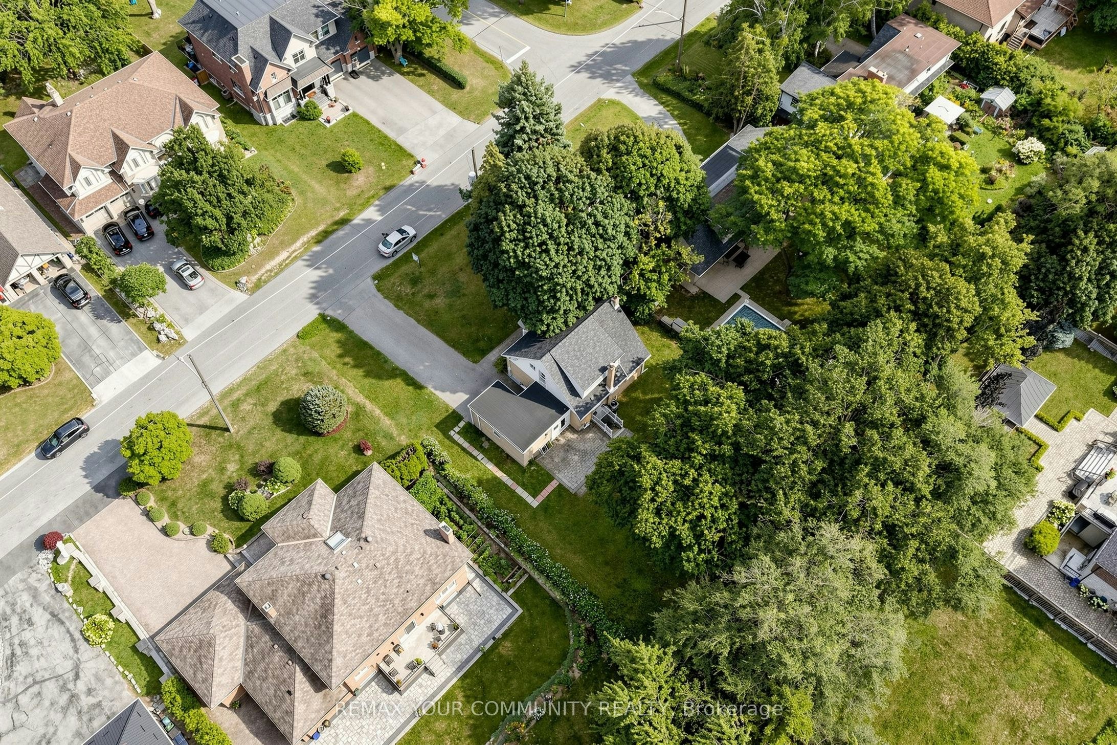 22 Havenridge Drive, Toronto, ON, M9P 3M4 - 37