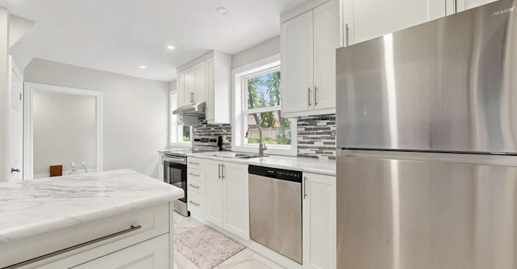 22 Havenridge Drive, Toronto, ON, M9P 3M4 - 11