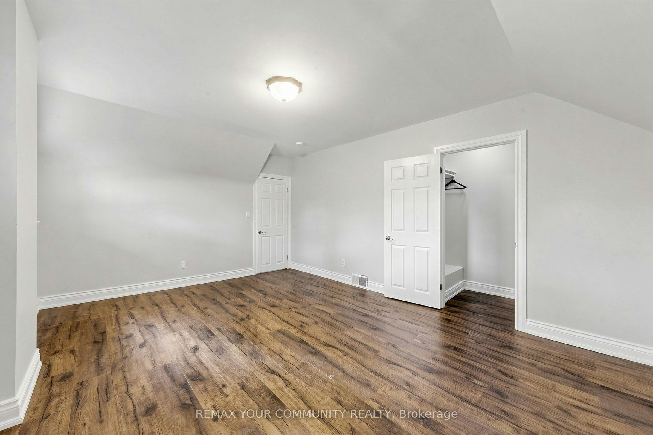 22 Havenridge Drive, Toronto, ON, M9P 3M4 - 19