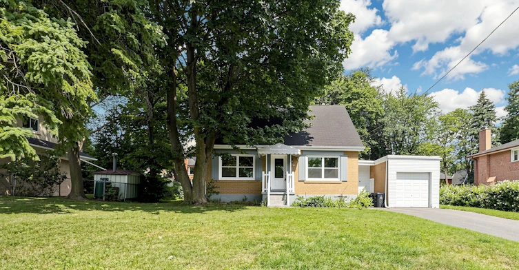 22 Havenridge Drive, Toronto, ON, M9P 3M4