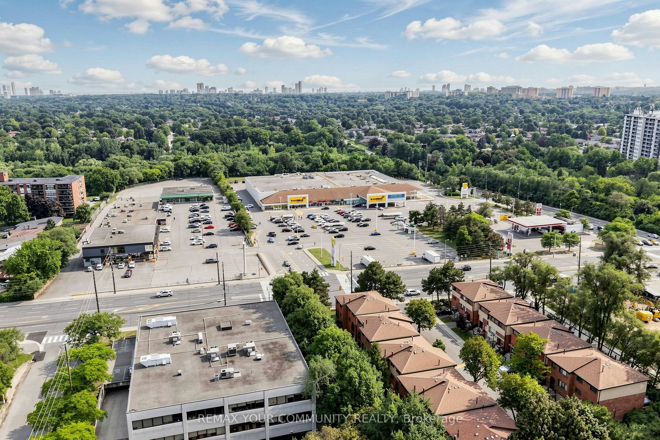 22 Havenridge Drive, Toronto, ON, M9P 3M4 - 44