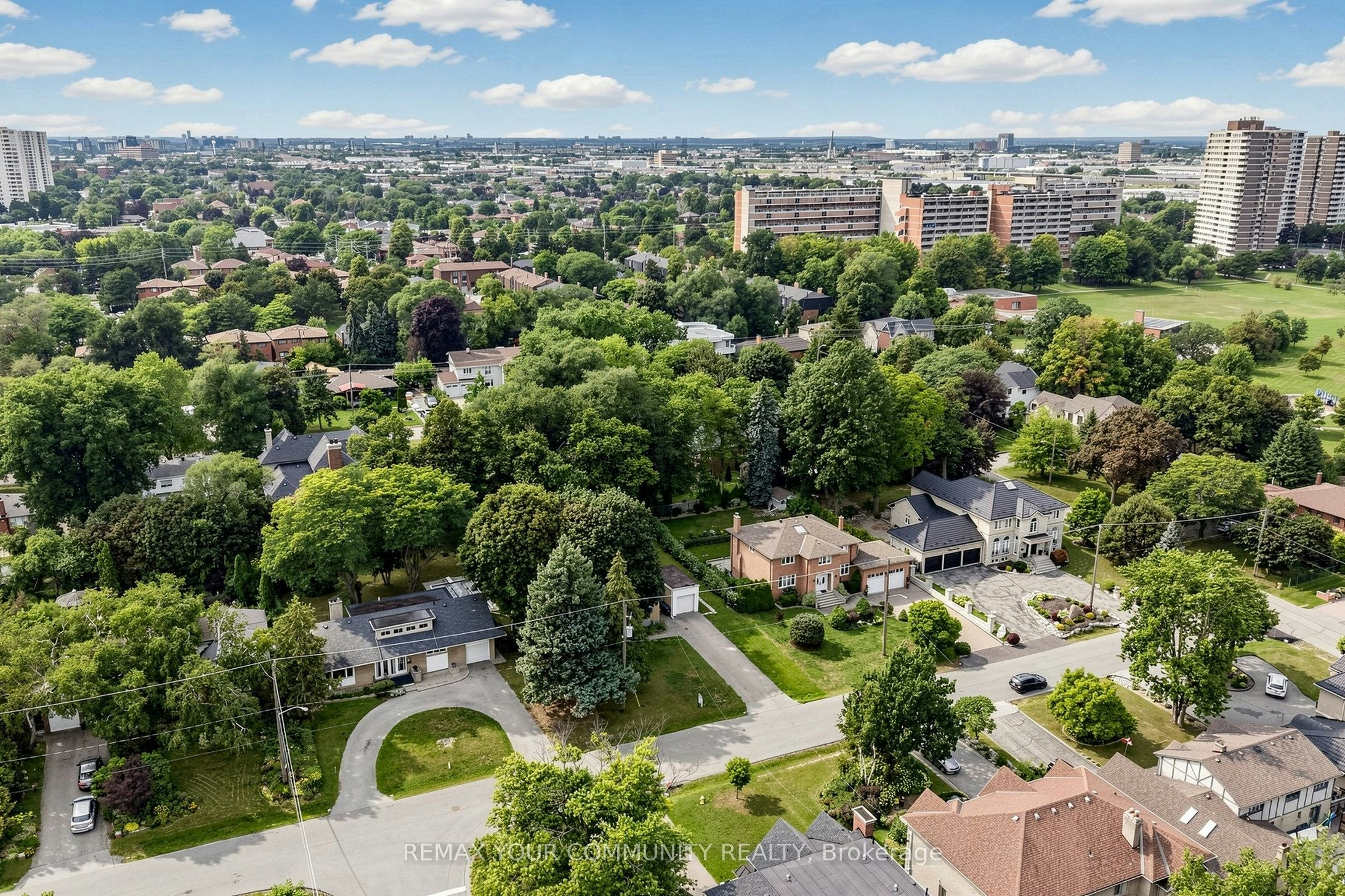 22 Havenridge Drive, Toronto, ON, M9P 3M4 - 39