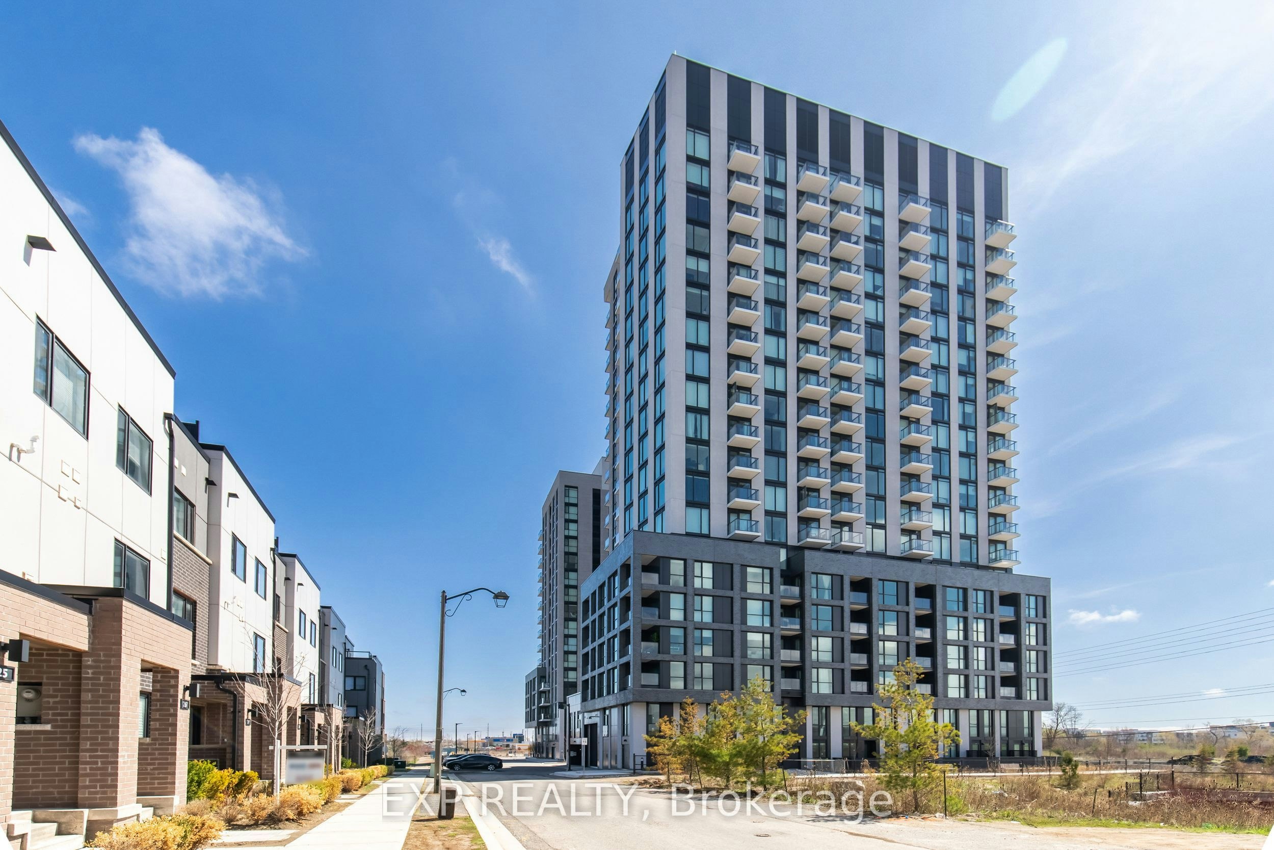 1108-3071 Trafalgar Road, Oakville, ON, L6H 8C6 - 2