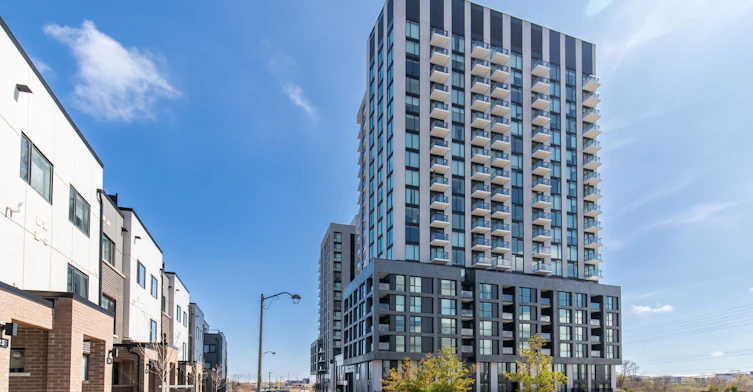 1108-3071 Trafalgar Road, Oakville, ON, L6H 8C6 - 2