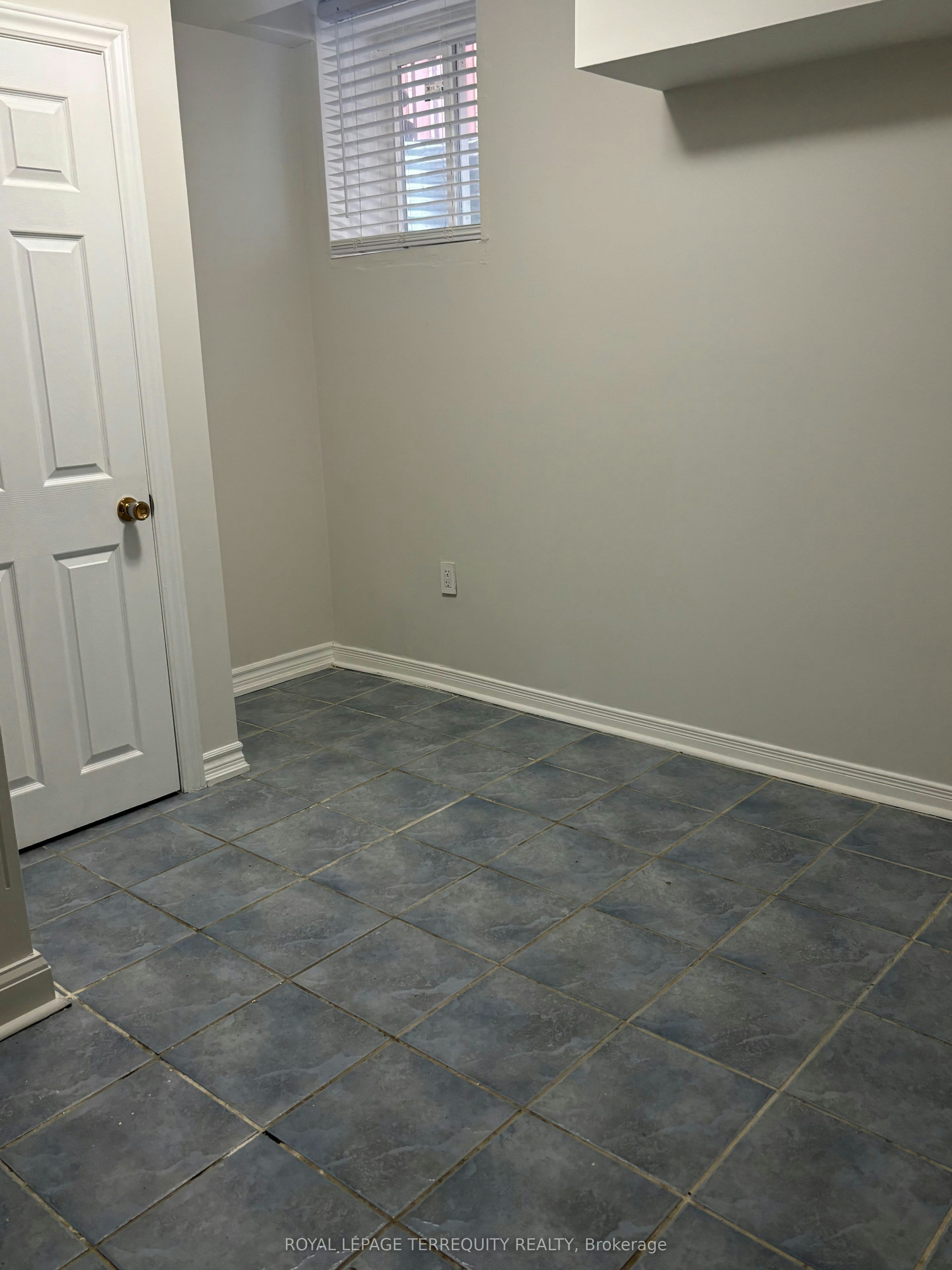 26 Tangleridge Boulevard, Brampton, ON, L6R 2X5 - 5