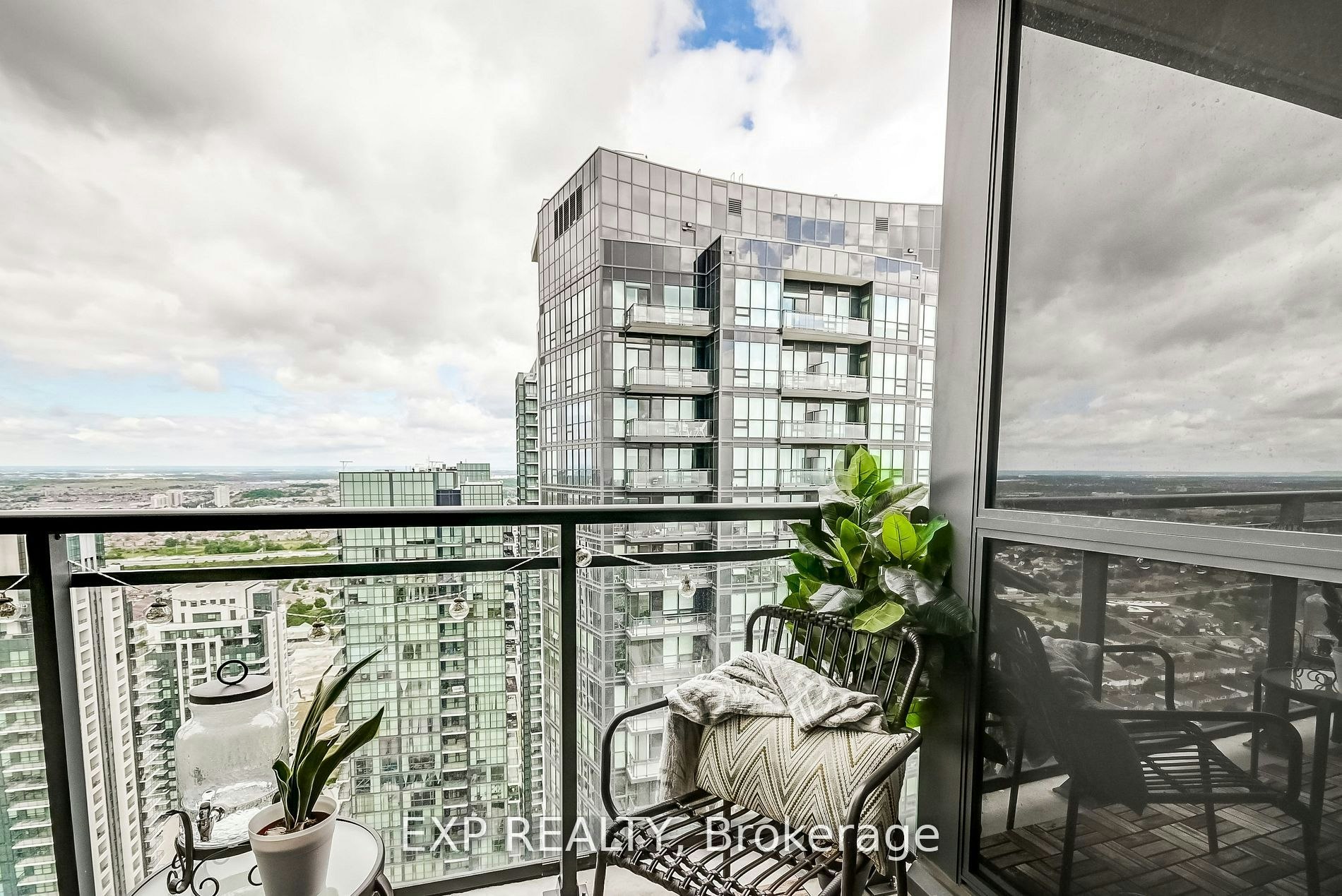 4004-4011 Brickstone Mews, Mississauga, ON, L5B 0J7 - 29