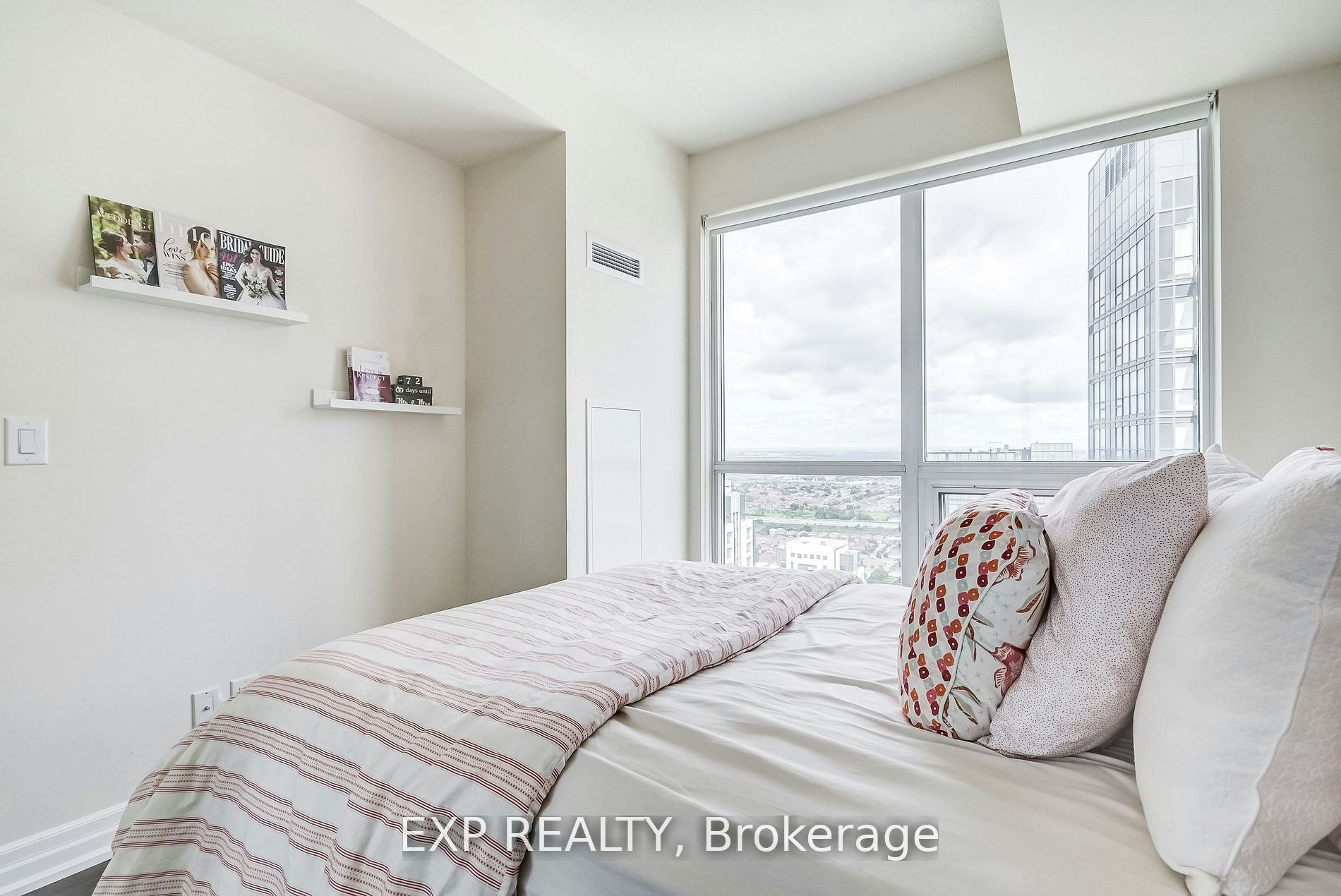 4004-4011 Brickstone Mews, Mississauga, ON, L5B 0J7 - 25
