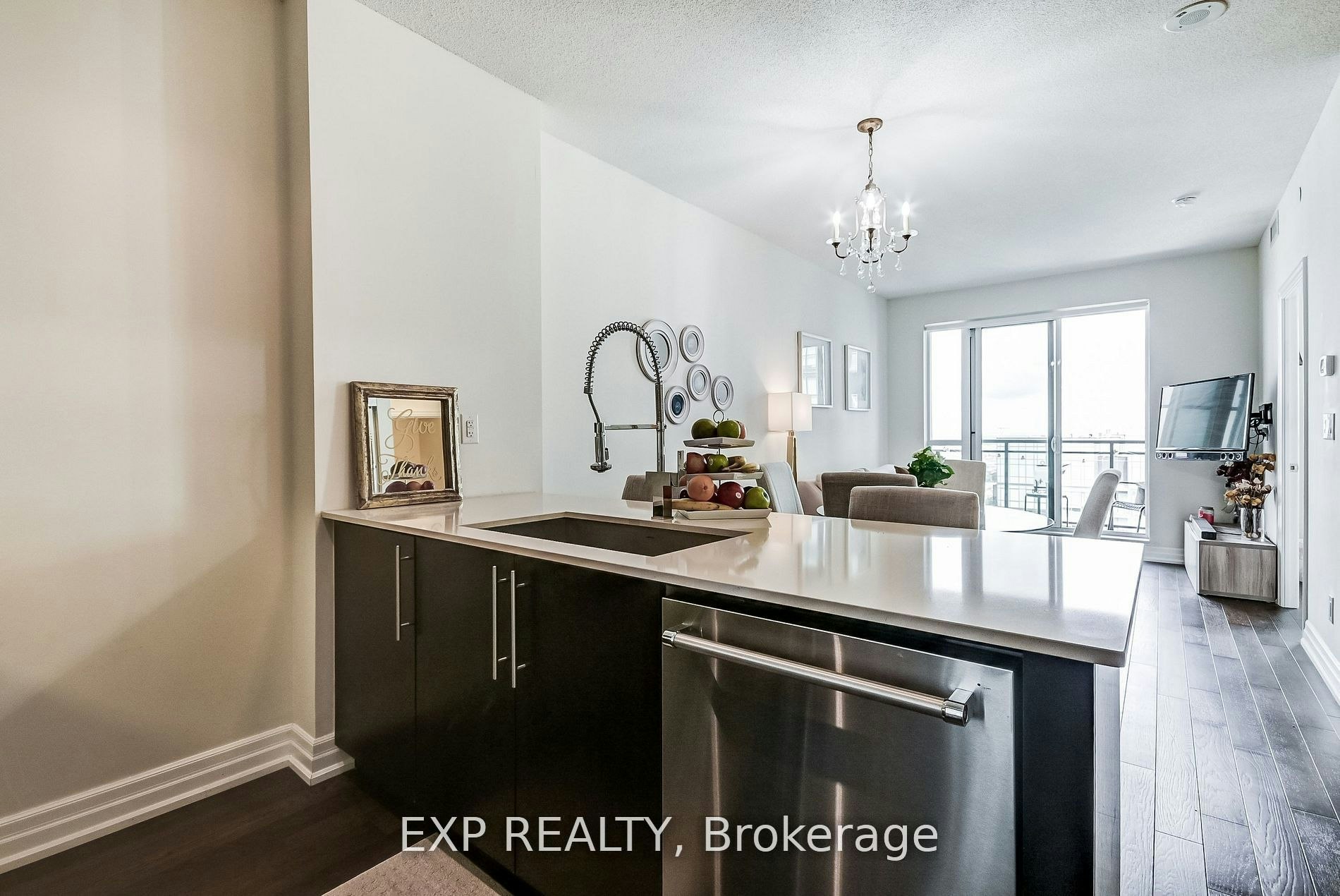 4004-4011 Brickstone Mews, Mississauga, ON, L5B 0J7 - 10