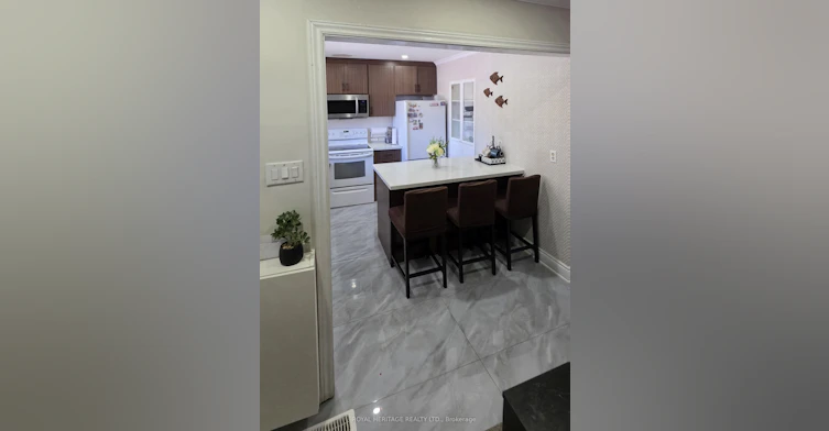 75-98 Falconer Drive, Mississauga, ON, L5N 1Y2 - 3