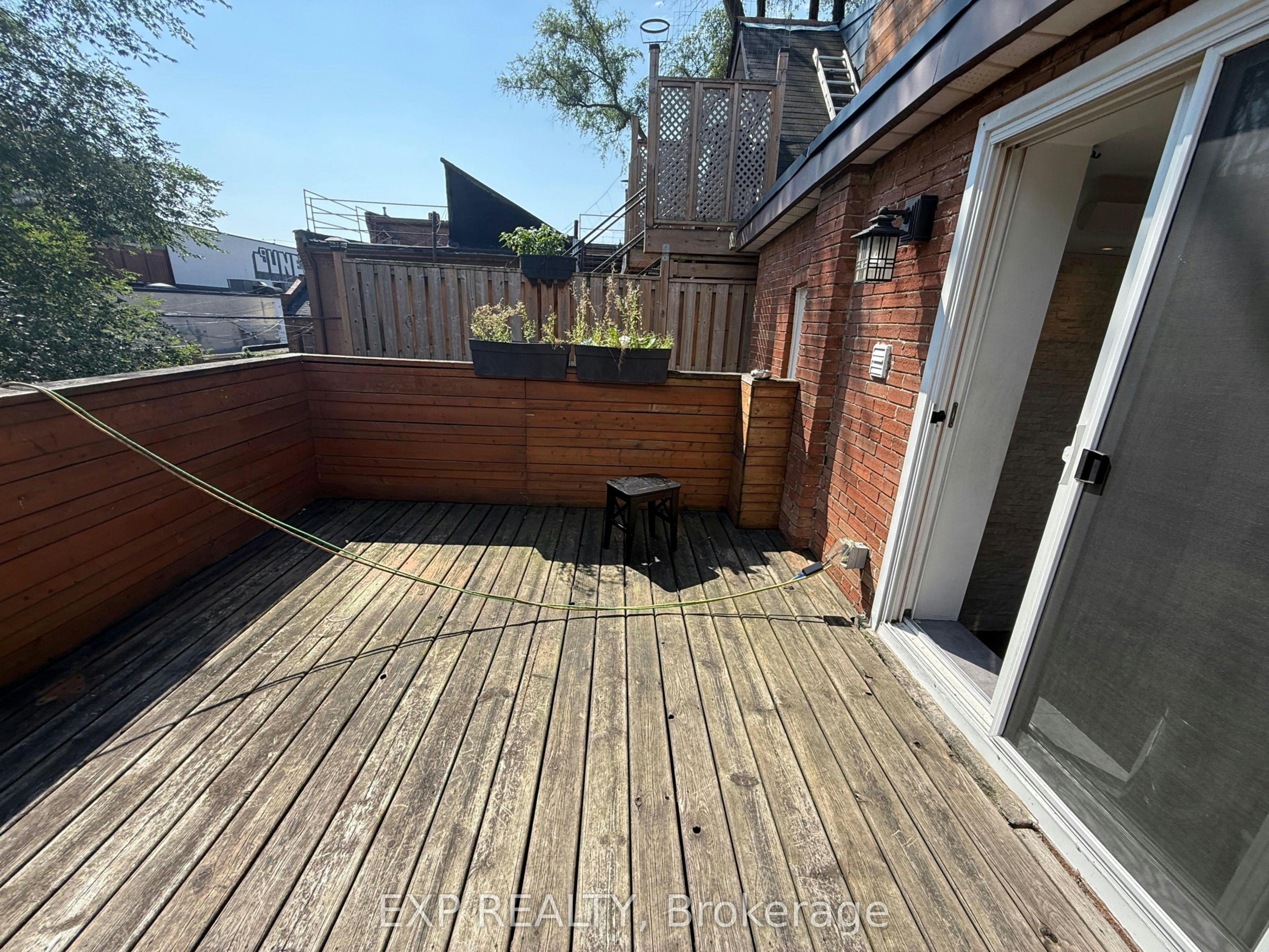 2F and 3F-7 Lansdowne Avenue, Toronto, ON, M6K 2V7 - 28
