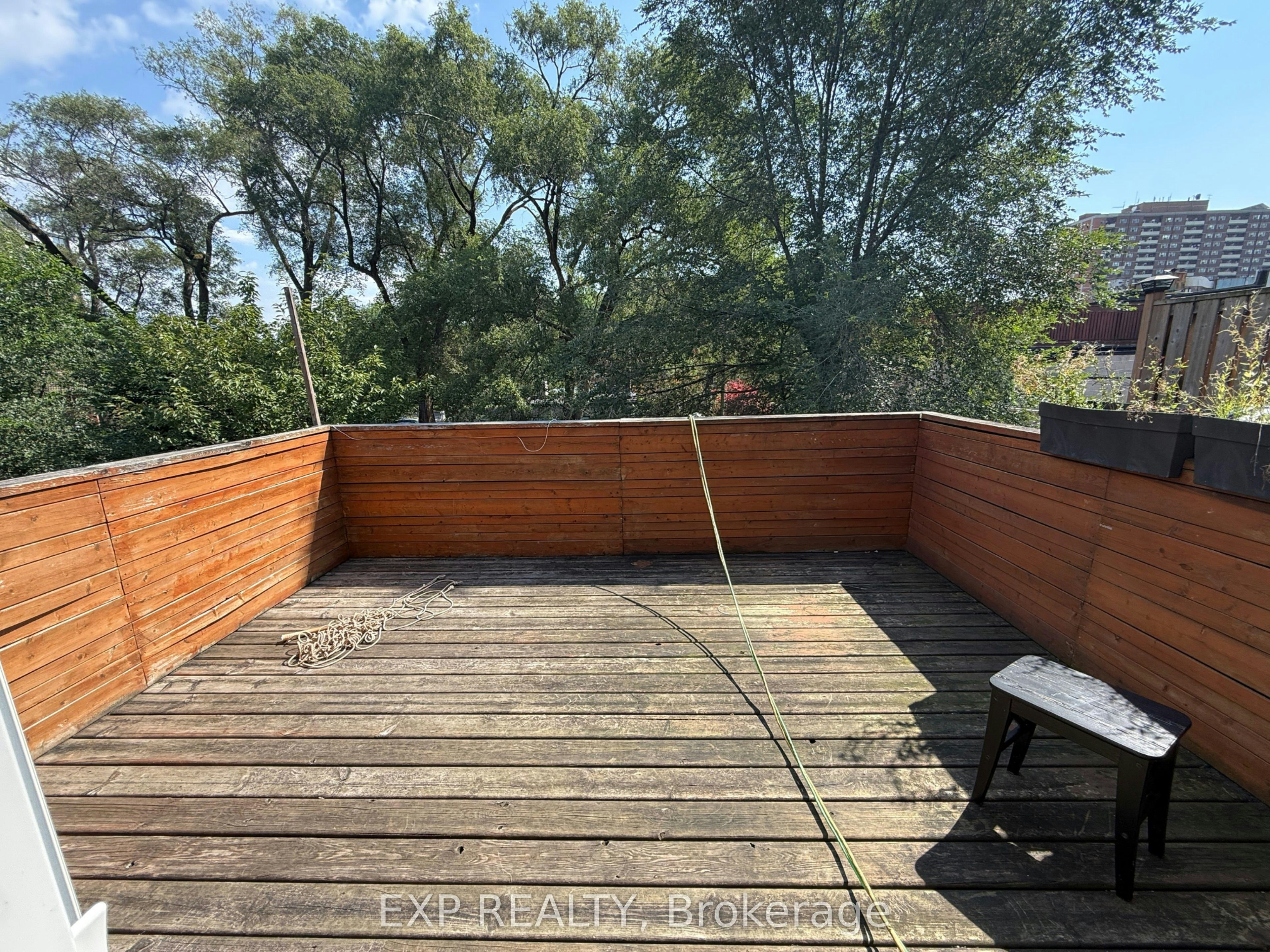 2F and 3F-7 Lansdowne Avenue, Toronto, ON, M6K 2V7 - 27