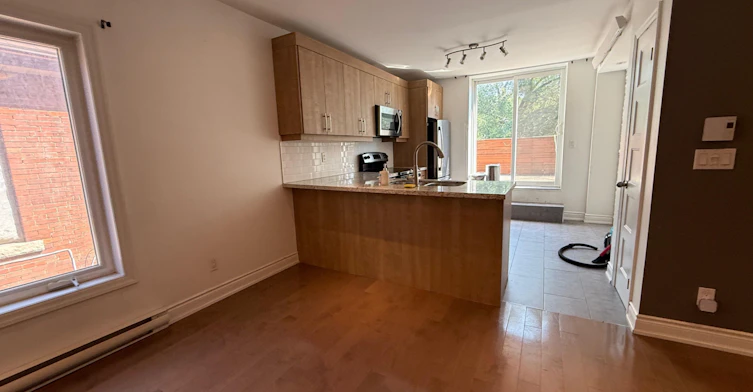 2F and 3F-7 Lansdowne Avenue, Toronto, ON, M6K 2V7 - 9