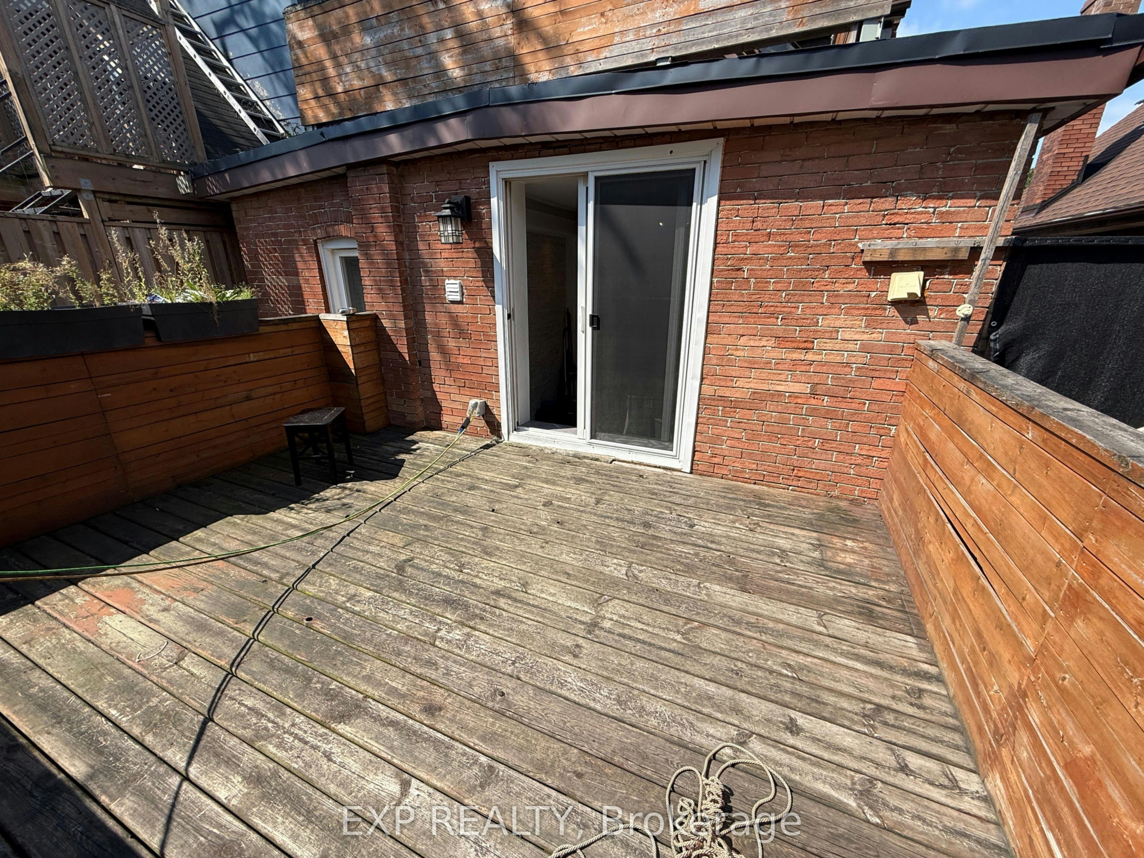 2F and 3F-7 Lansdowne Avenue, Toronto, ON, M6K 2V7 - 29