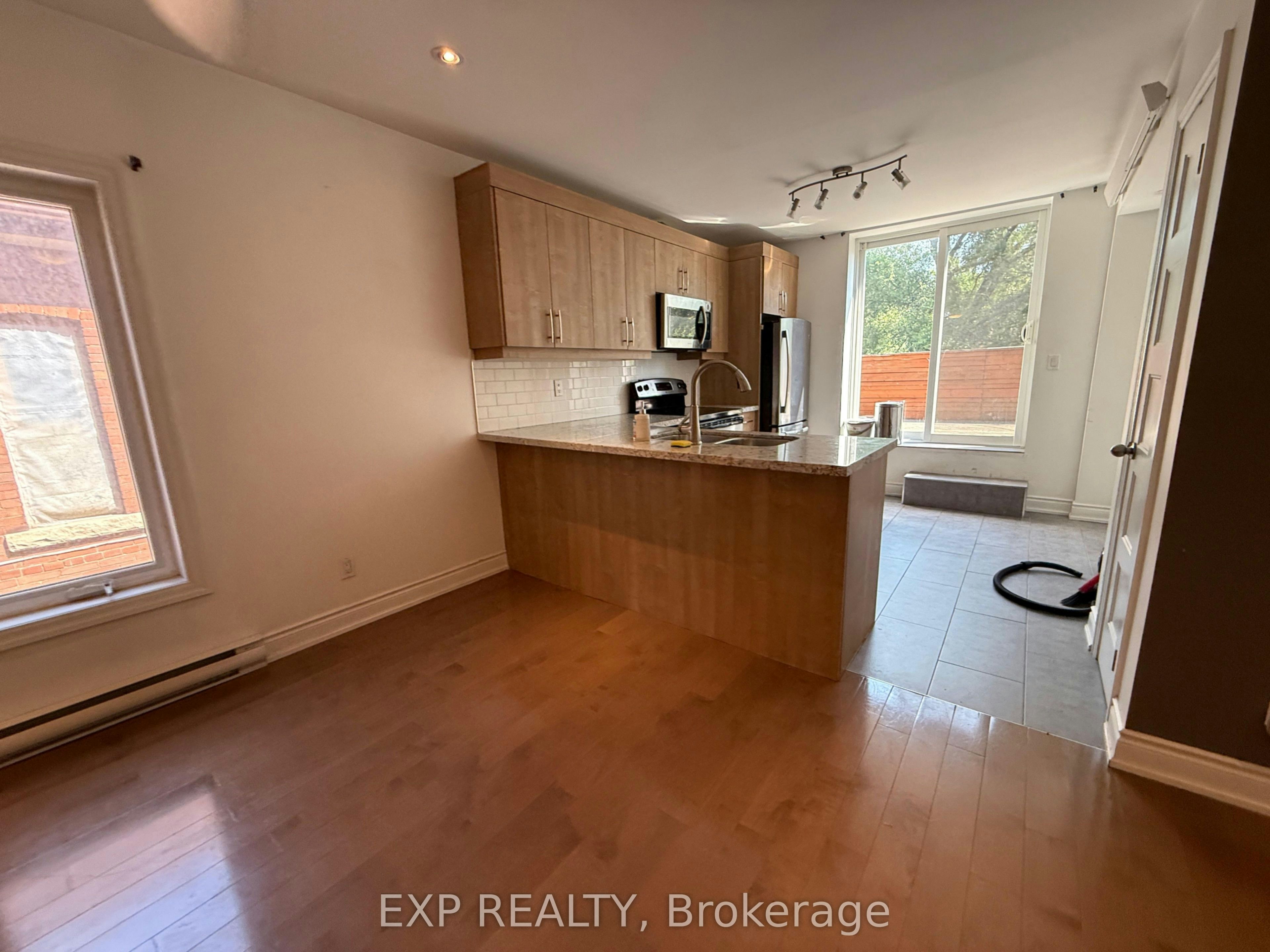 2F and 3F-7 Lansdowne Avenue, Toronto, ON, M6K 2V7 - 10